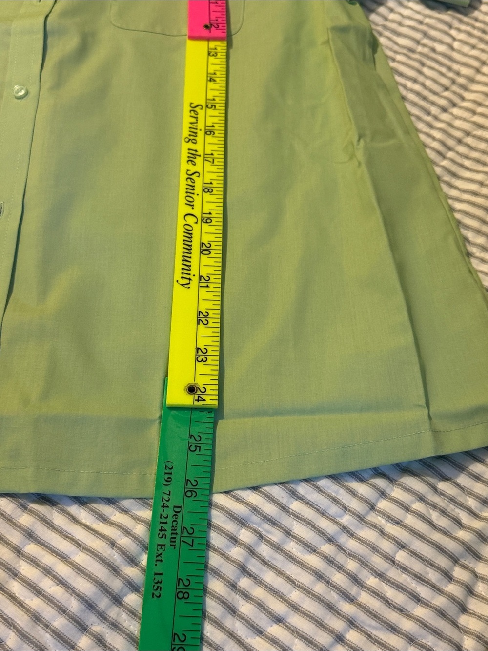 2 Wmn’s Foxcroft Short-Sleeve Blouses in Light Blue and Light Green - Picture 10 of 10